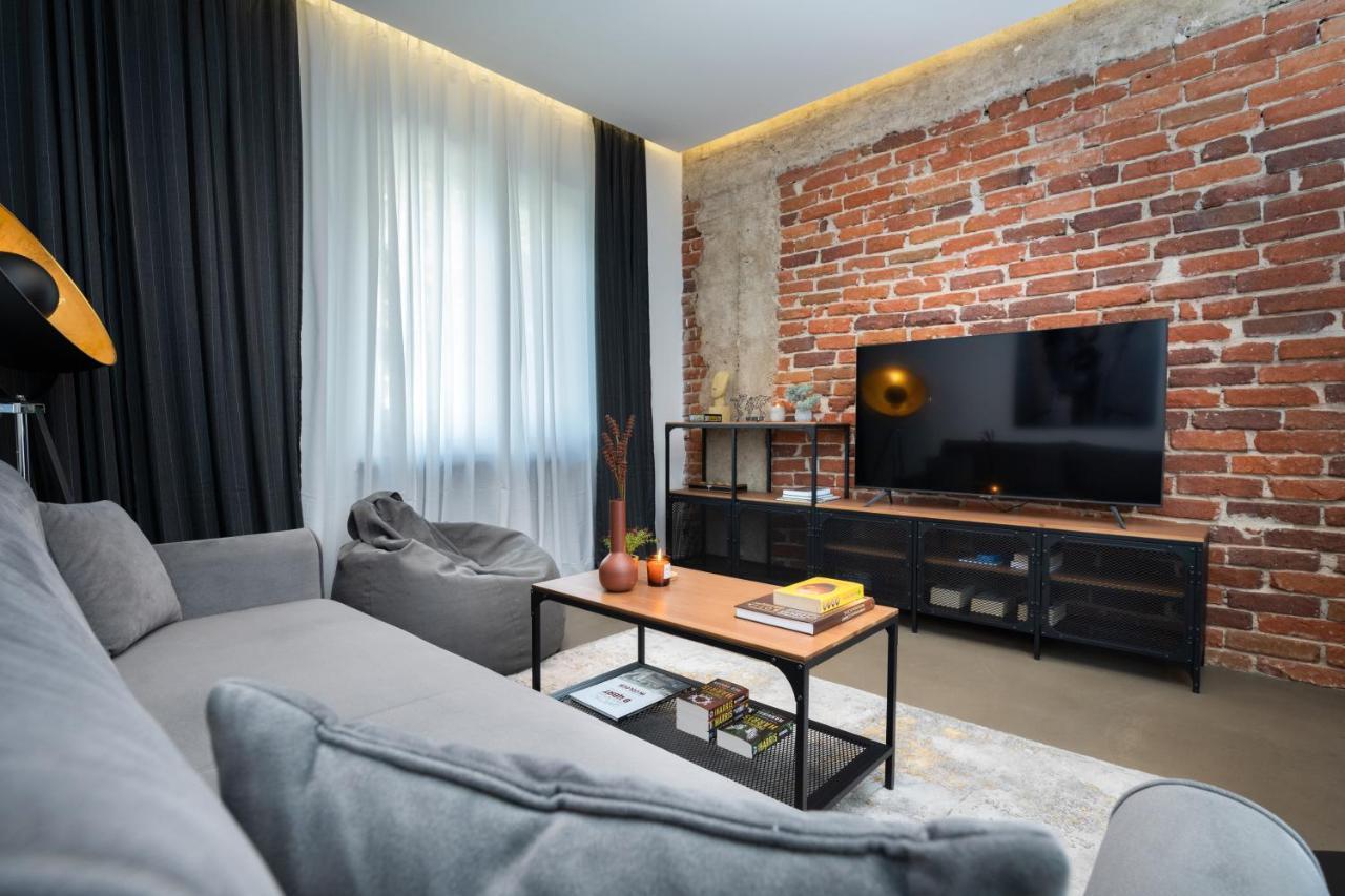 Apartment The Grey